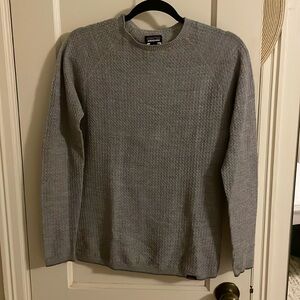 Patagonia merino top